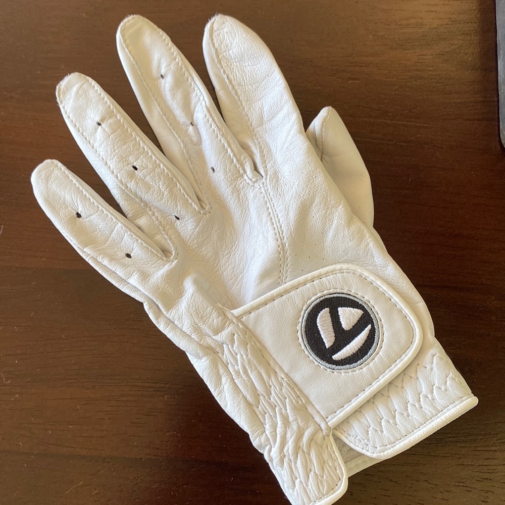 TaylorMade Leather Golf Glove for Ladies.  Size S.  Like NEW!